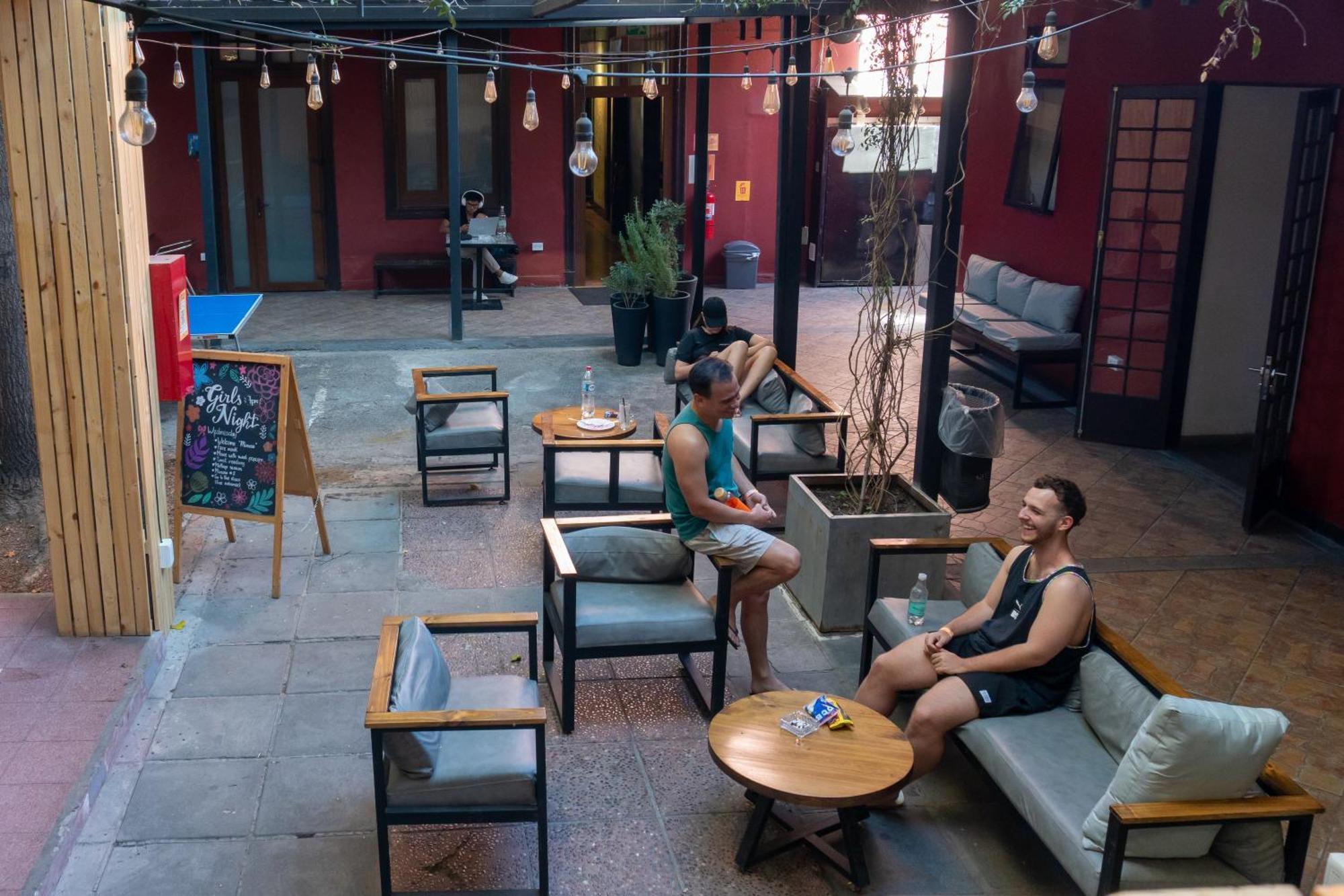 Pariwana Hostel Santiago (Adults Only) 외부 사진