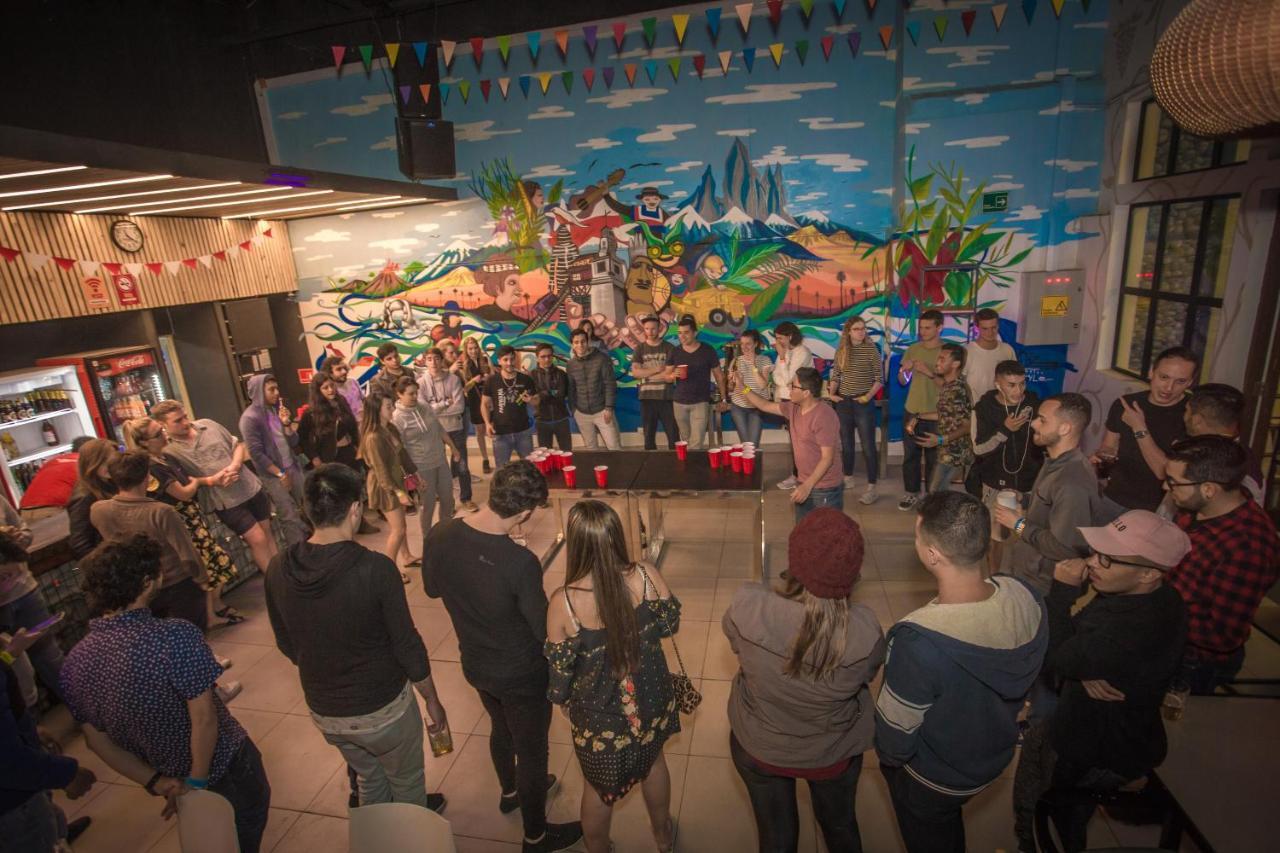 Pariwana Hostel Santiago (Adults Only) 외부 사진